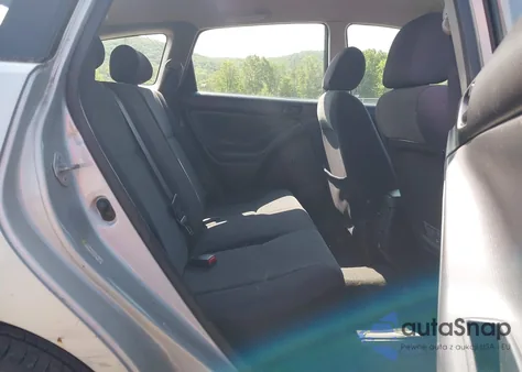 2003 Toyota Matrix Standard z USA, uszkodzony, nr VIN 2T1KR32E43C038138